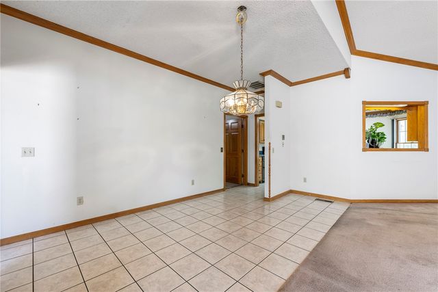 912 NW 9th Street, Bentonville, AR 72712