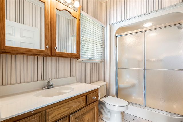 912 NW 9th Street, Bentonville, AR 72712