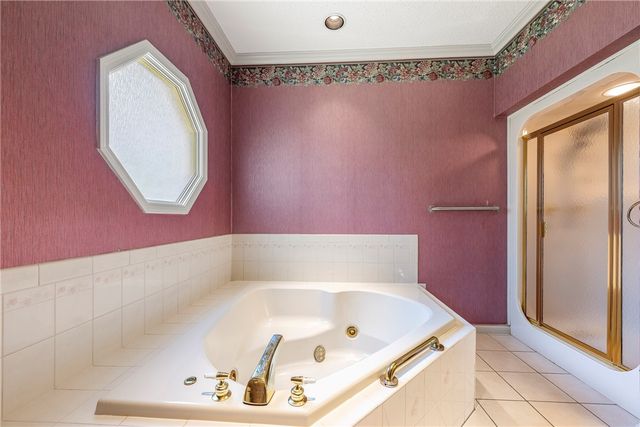 912 NW 9th Street, Bentonville, AR 72712