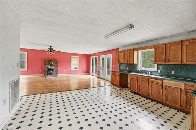 1059 Ben Anderson Road, Mocksville, NC 27028
