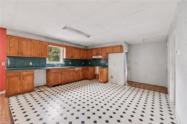 1059 Ben Anderson Road, Mocksville, NC 27028