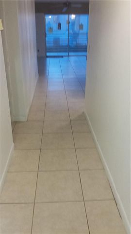 8450 Lagos De Campo Boulevard 201, Tamarac, FL 33321