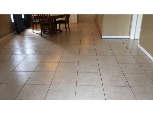 8450 Lagos De Campo Boulevard 201, Tamarac, FL 33321