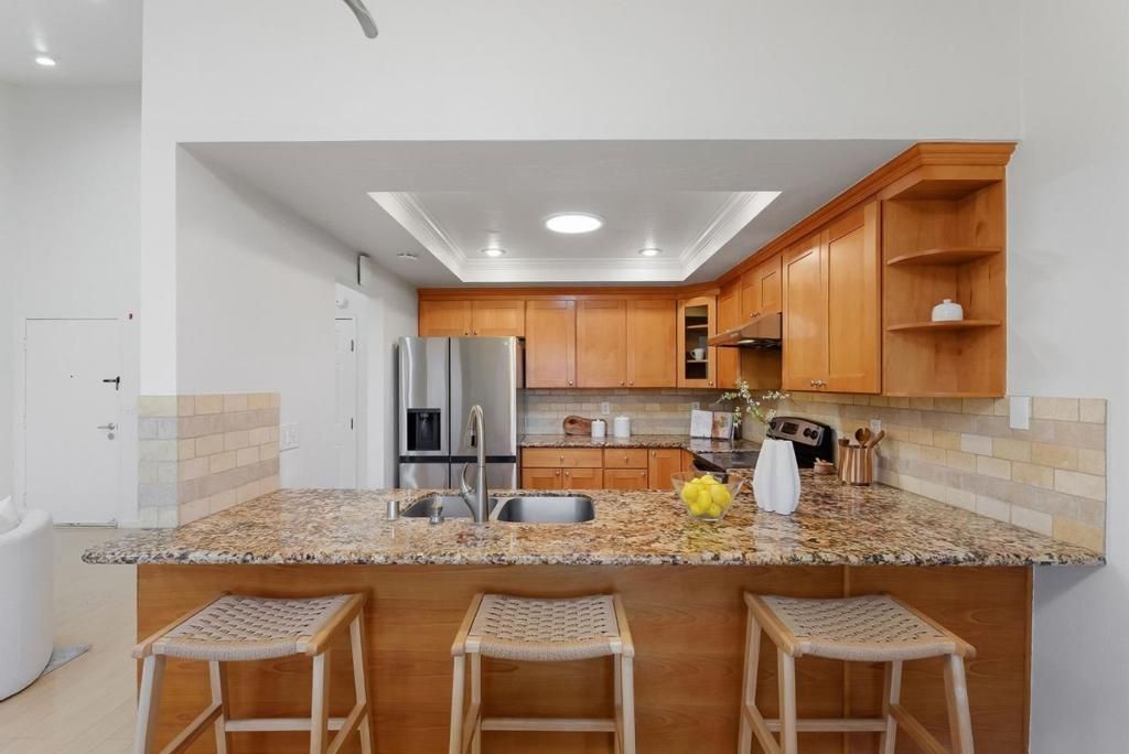 Image 7 of property listing at 20012 Northcrest Square, Cupertino, CA 95014