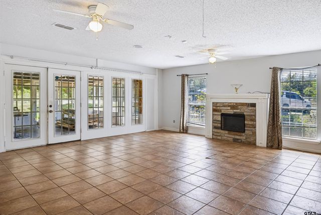 12013 County Road 4163, Tyler, TX 75704