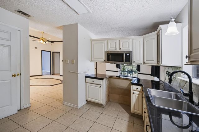 12013 County Road 4163, Tyler, TX 75704
