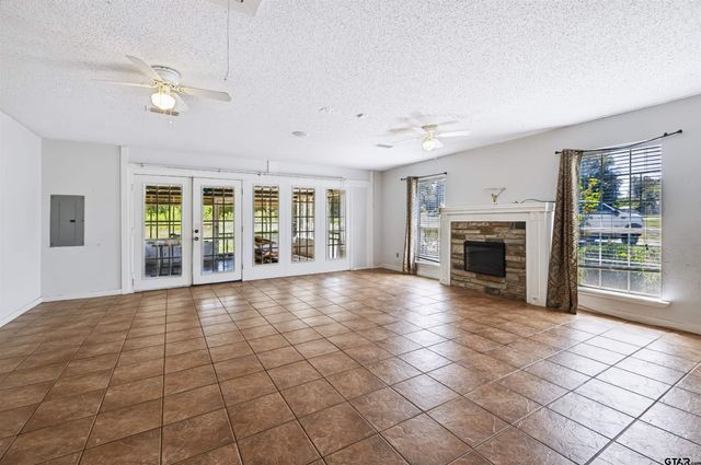 12013 County Road 4163, Tyler, TX 75704