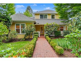 430 LUTHER St S, Salem, OR 97302