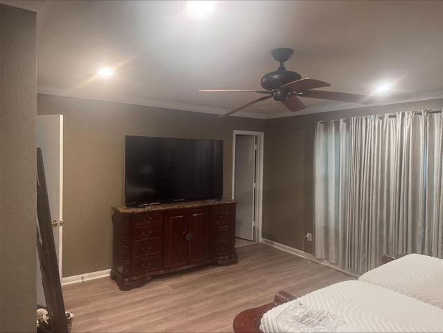 4007 Fairhope Oak Street, Pasadena, TX 77503