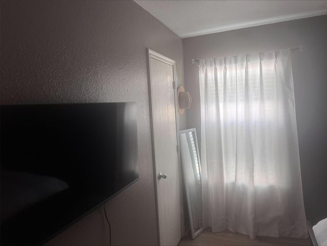 4007 Fairhope Oak Street, Pasadena, TX 77503