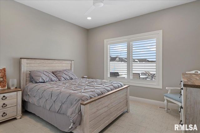 2813 RICHARDSON Drive, Springfield, IL 62711