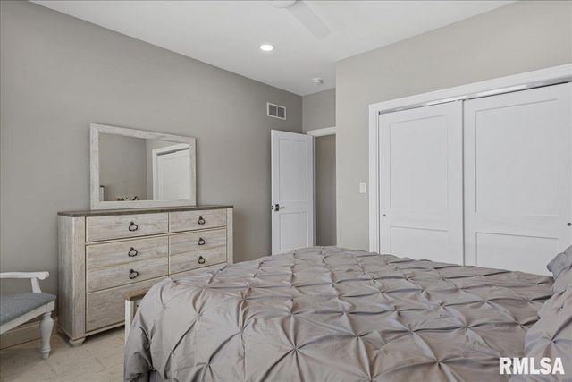 2813 RICHARDSON Drive, Springfield, IL 62711