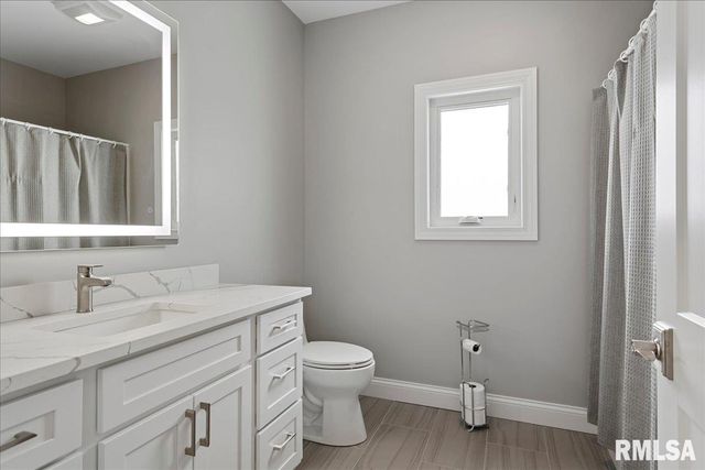 2813 RICHARDSON Drive, Springfield, IL 62711