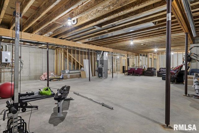 2813 RICHARDSON Drive, Springfield, IL 62711