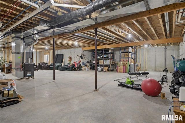 2813 RICHARDSON Drive, Springfield, IL 62711