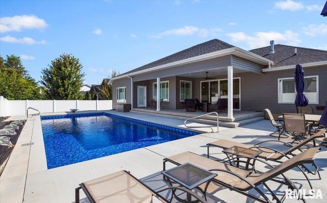 2813 RICHARDSON Drive, Springfield, IL 62711