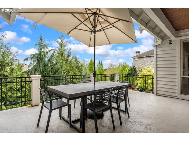 2605 LORINDA Ln, West Linn, OR 97068