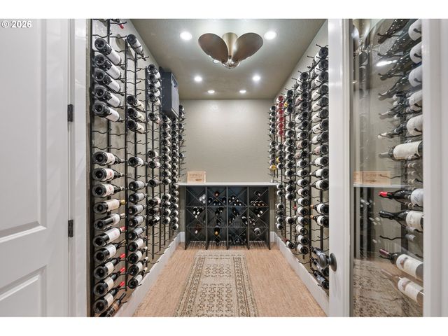 2605 LORINDA Ln, West Linn, OR 97068