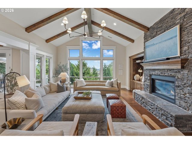 2605 LORINDA Ln, West Linn, OR 97068