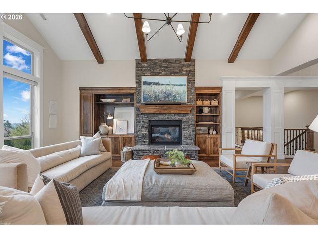 2605 LORINDA Ln, West Linn, OR 97068
