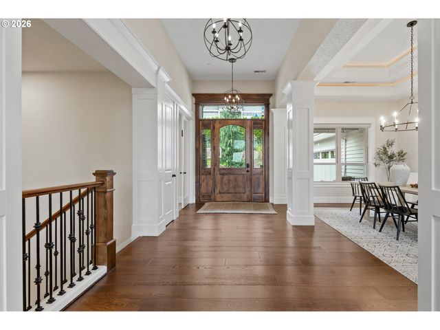 2605 LORINDA Ln, West Linn, OR 97068