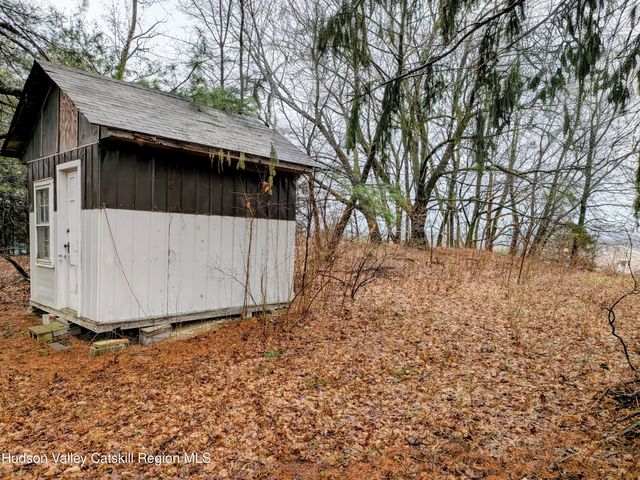 904 New York 9h, Ghent, NY 12075