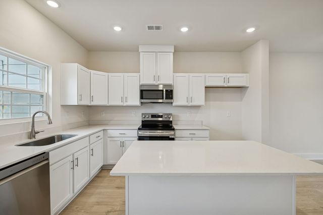 203 Dry Creek Commons, Goodlettsville, TN 37072