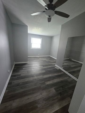 7139 W 74th Street, Chicago, IL 60638