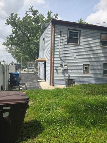 7139 W 74th Street, Chicago, IL 60638