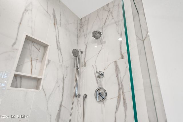 126 Eagle Way, Eatontown, NJ 07724