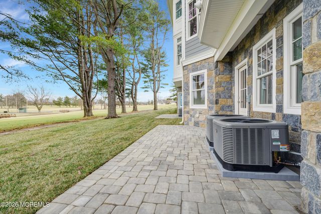 126 Eagle Way, Eatontown, NJ 07724