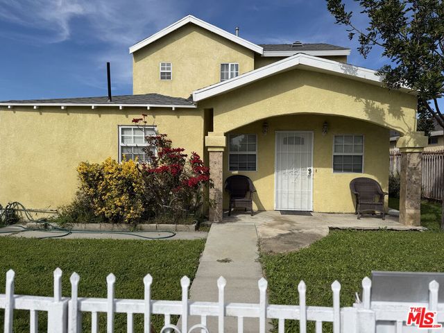 205 W Poplar Street, Compton, CA 90220