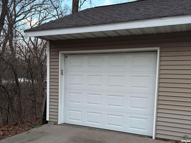 3445 W DORCHESTER Ridge D, Peoria, IL 61604