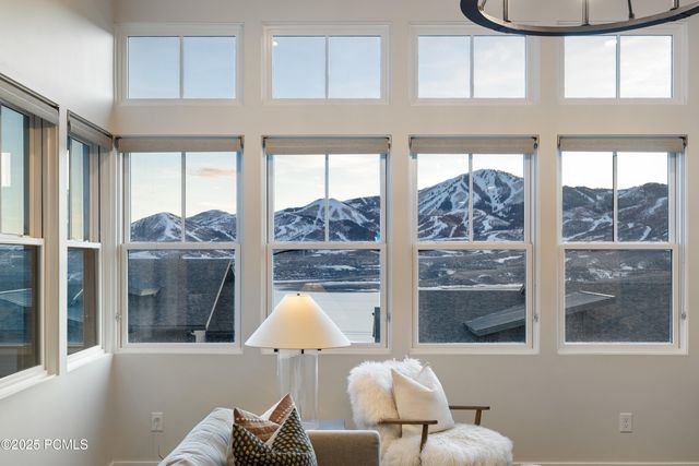 368 E Overlook Loop, Hideout, UT 84036