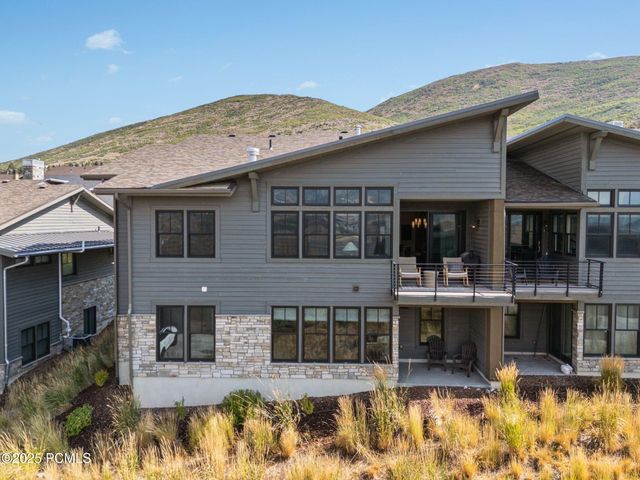 368 E Overlook Loop, Hideout, UT 84036