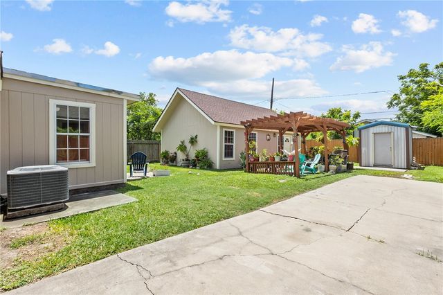 628 Southern St, Corpus Christi, TX 78404