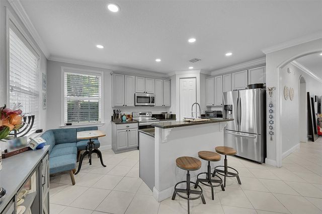 81 Legacy Court, Delray Beach, FL 33445