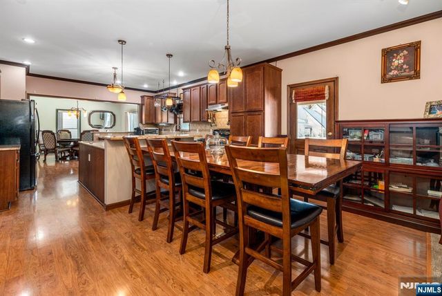 238 Park Avenue, Teaneck, NJ 07666