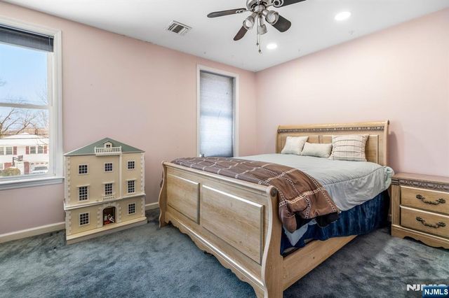 238 Park Avenue, Teaneck, NJ 07666