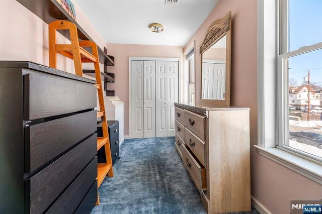 238 Park Avenue, Teaneck, NJ 07666