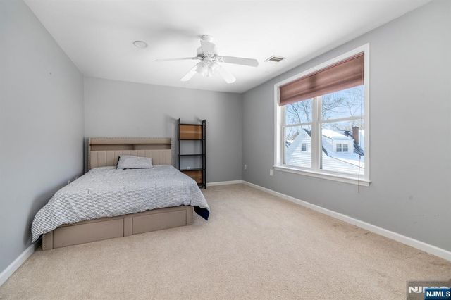 238 Park Avenue, Teaneck, NJ 07666