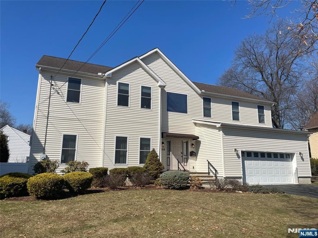 238 Park Avenue, Teaneck, NJ 07666