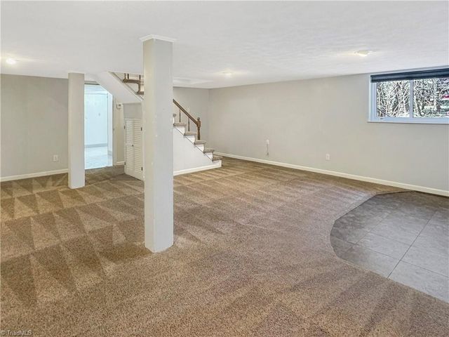 509 Valleybrook Drive, Jamestown, NC 27282