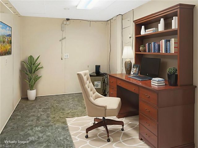 509 Valleybrook Drive, Jamestown, NC 27282