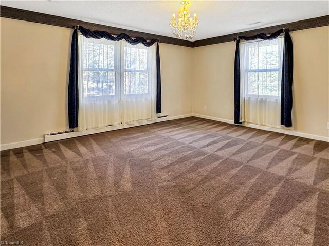 509 Valleybrook Drive, Jamestown, NC 27282