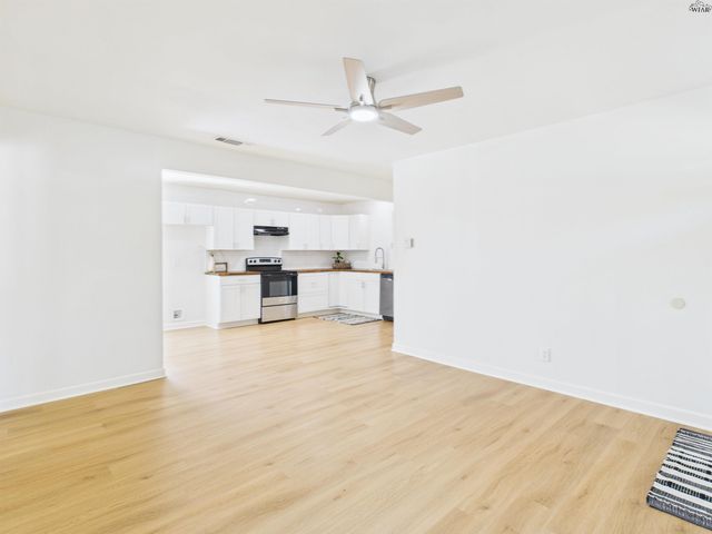 1009 ROSEBUD STREET, Burkburnett, TX 76354