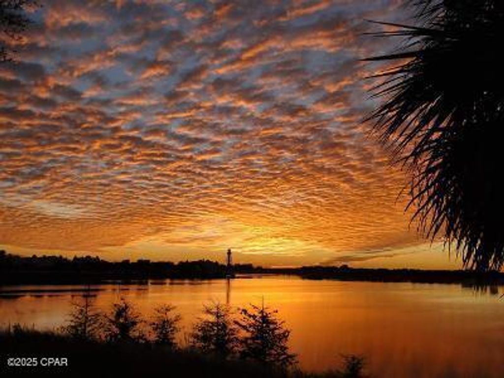 2400 Grandiflora Boulevard E 309, Panama City, FL 32408