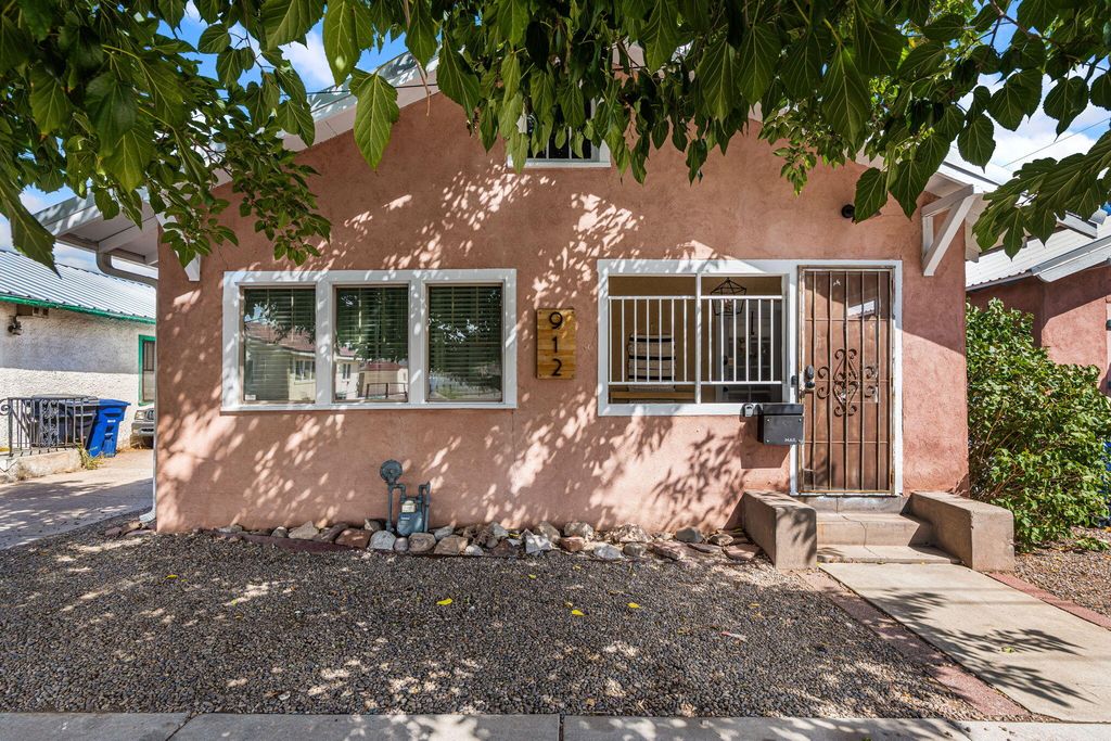 912 5TH Street NW, Albuquerque, NM 87102