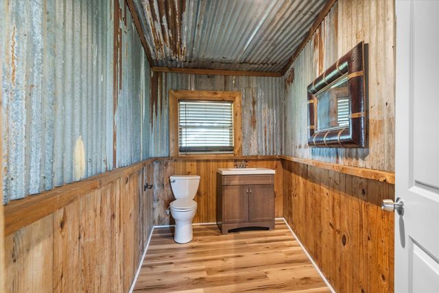 6128 N Fm 148, Terrell, TX 75160