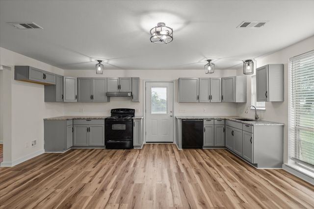 6128 N Fm 148, Terrell, TX 75160